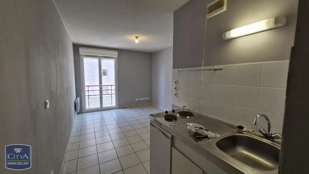Photo 1 Appartement 1 pièce 20.06m²