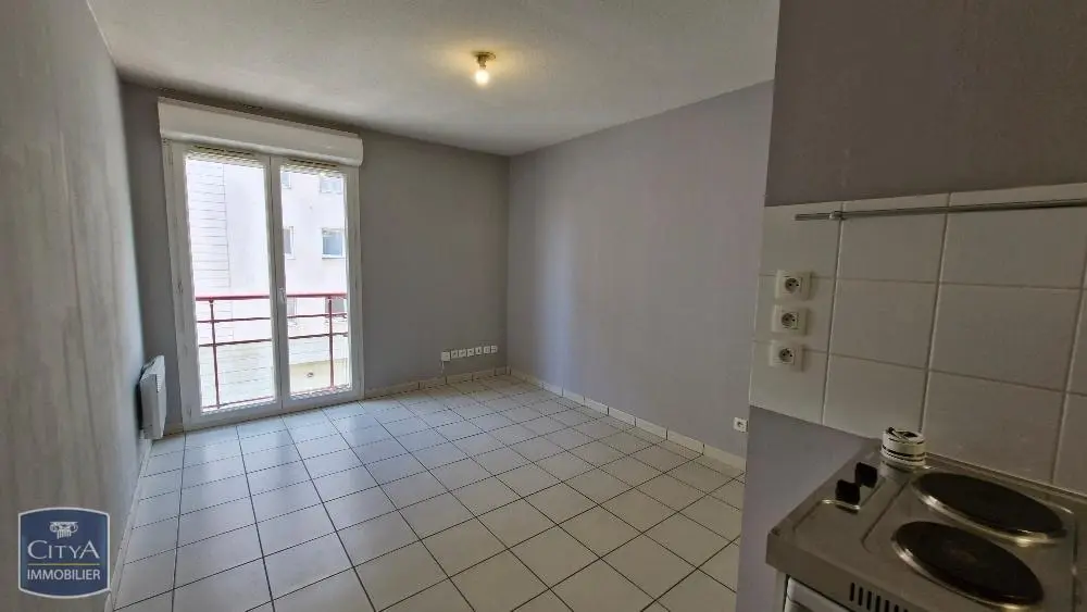 Photo 2 Appartement 1 pièce 20.06m²