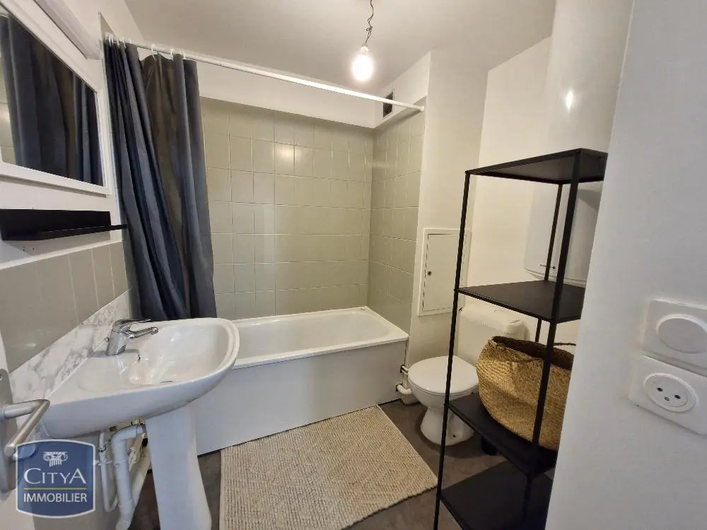 Photo 3 Appartement 1 pièce 22.69m²