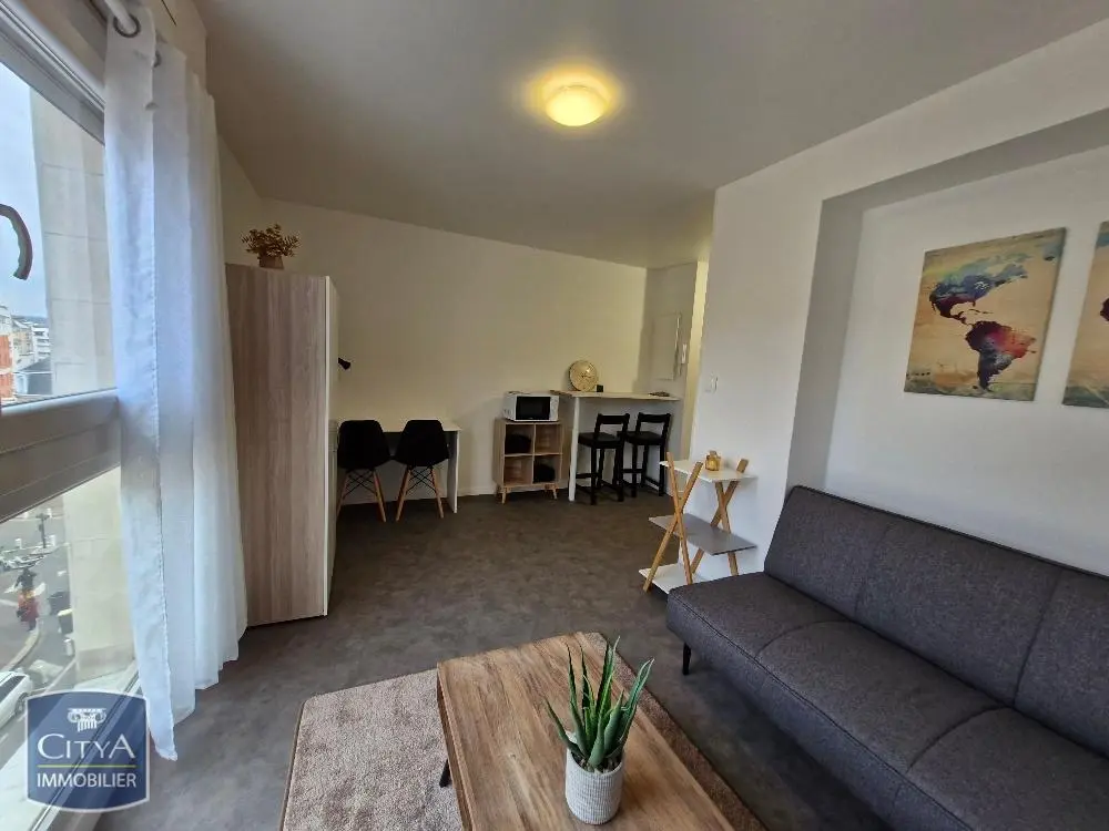 Photo 2 Appartement 1 pièce 22.69m²