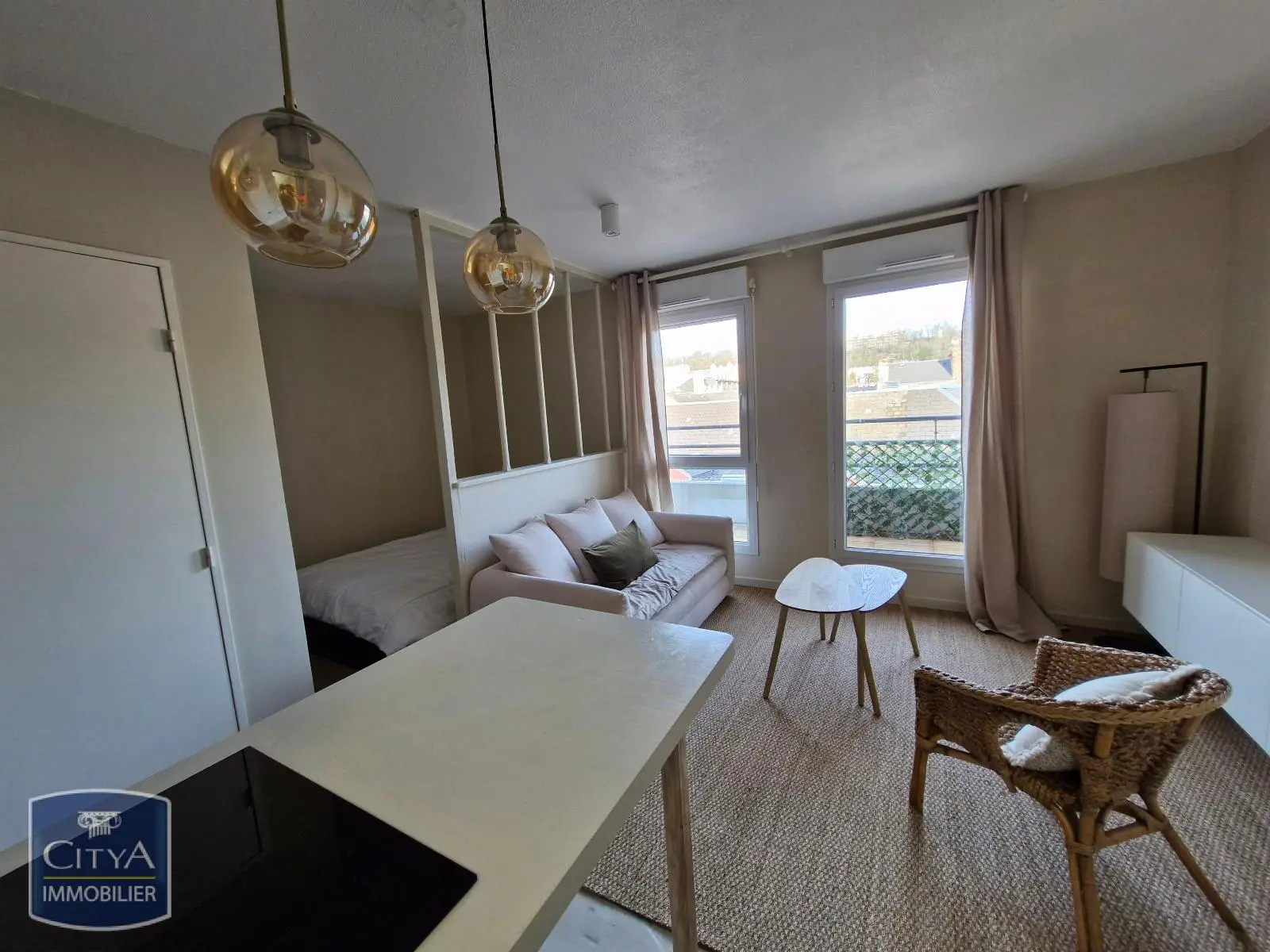 Photo 1 Appartement 1 pièce 24m²