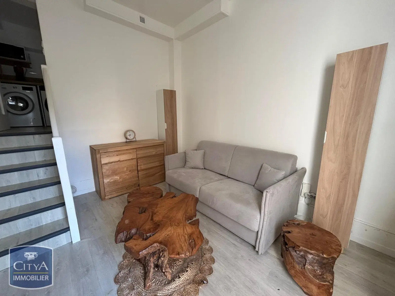 Photo 1 Appartement 1 pièce 16.1m²