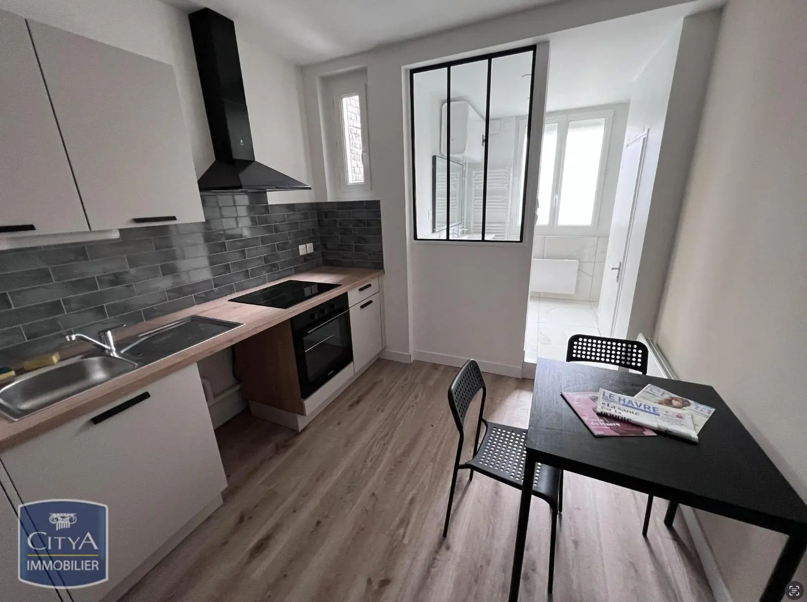 Photo 3 Appartement 1 pièce 25.6m²