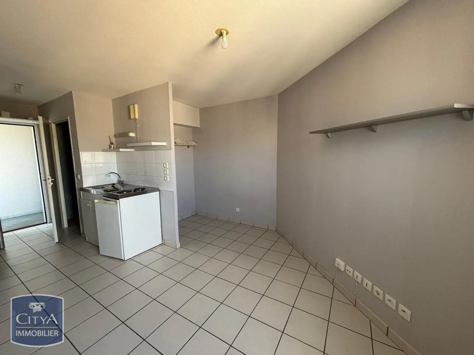 Photo 2 Appartement 1 pièce 20.04m²
