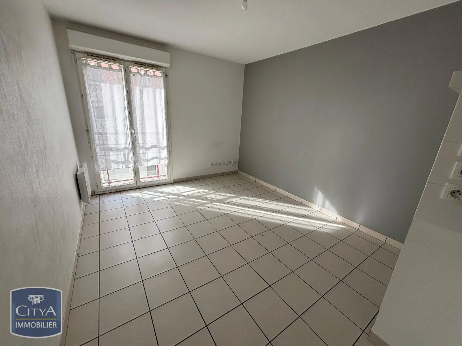 Photo 1 Appartement 1 pièce 20.1m²