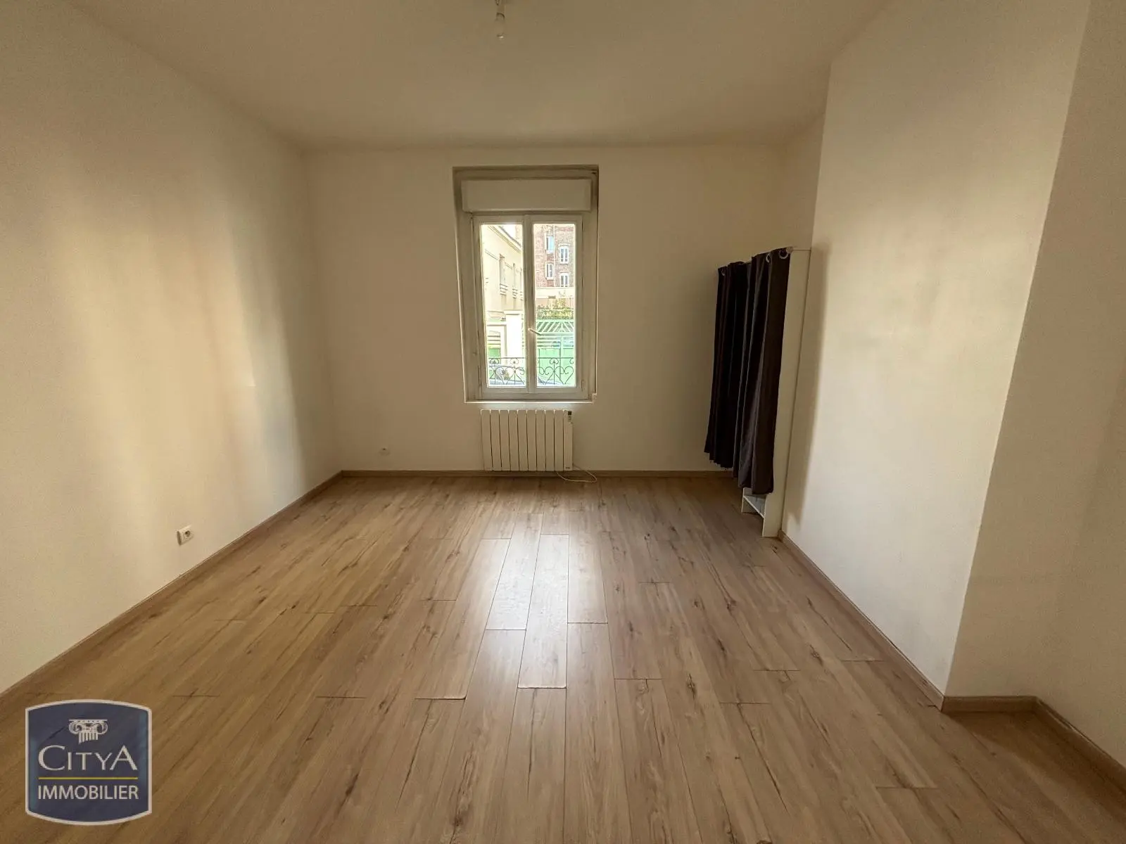 Photo 1 Appartement 1 pièce 25.87m²