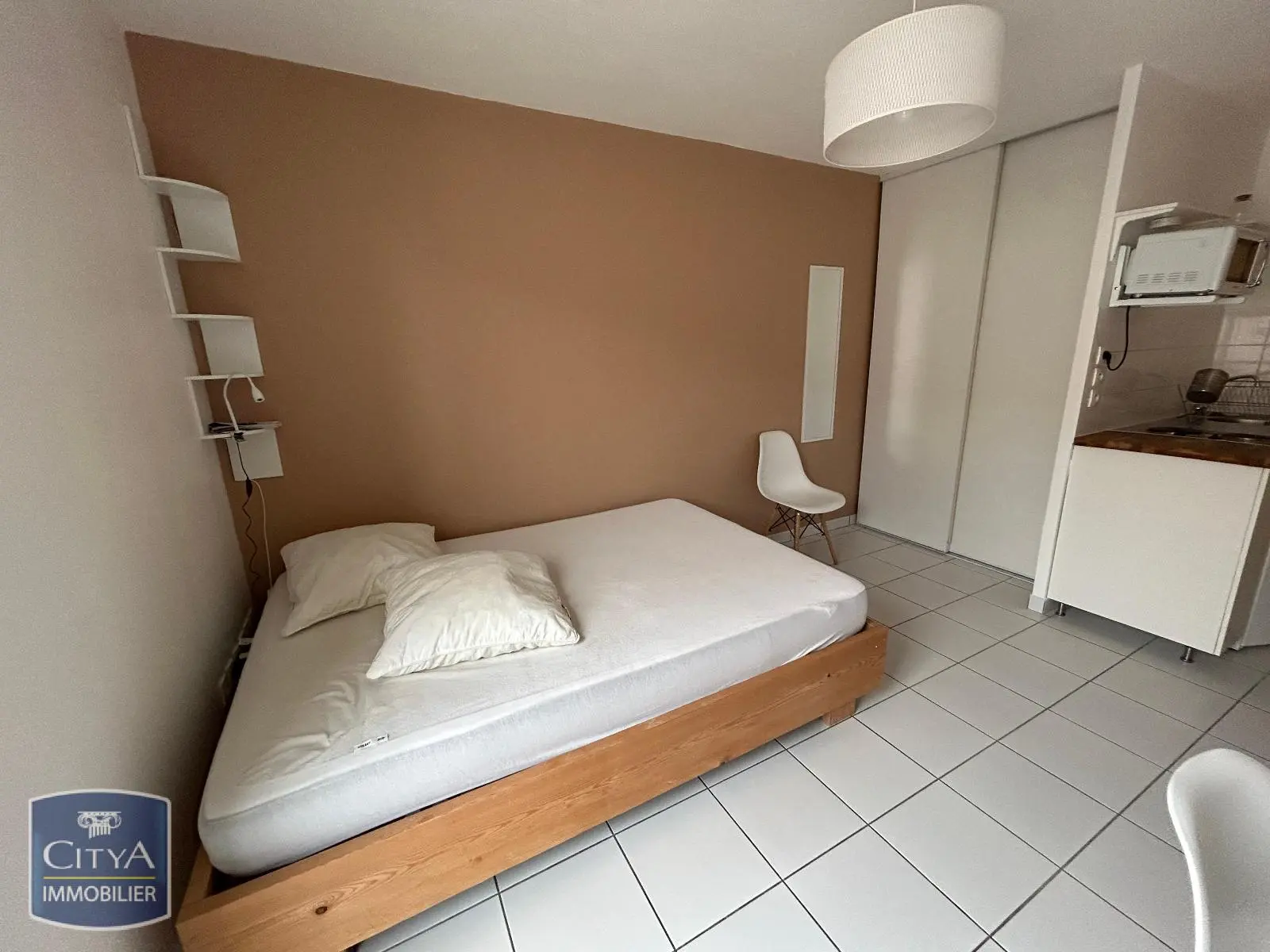 Photo 1 Appartement 1 pièce 20.68m²