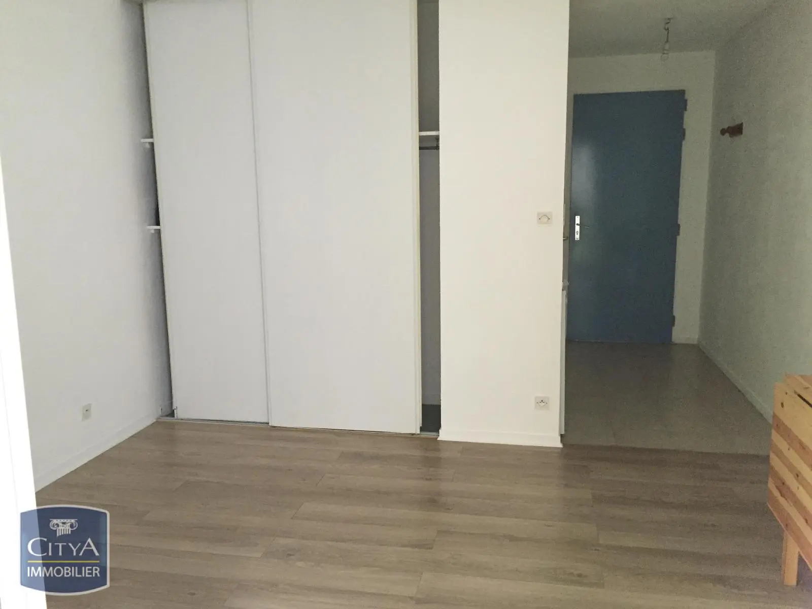 Photo 1 Appartement 1 pièce 21.5m²