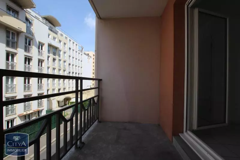 Illustration pour Appartement 2 pièces 43m² Photo Appartement 2 pièces 43m²