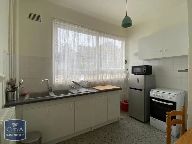 Photo 2 Appartement 1 pièce 31m²