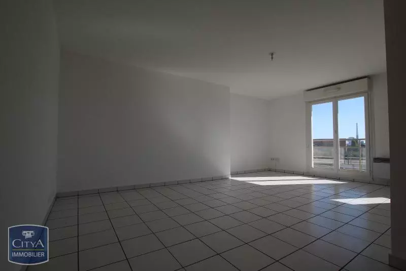 Illustration pour Appartement 2 pièces 47.15m² Photo Appartement 2 pièces 47.15m²