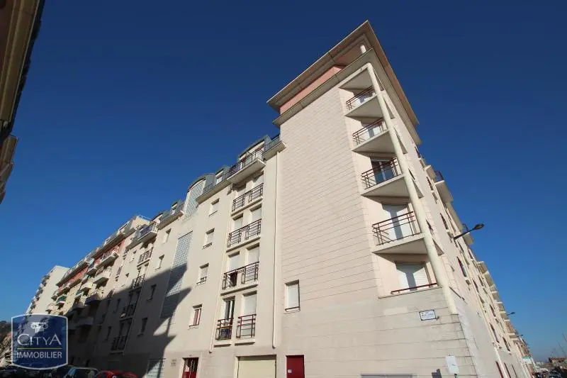 Photo 1 Appartement 1 pièce 24.65m²