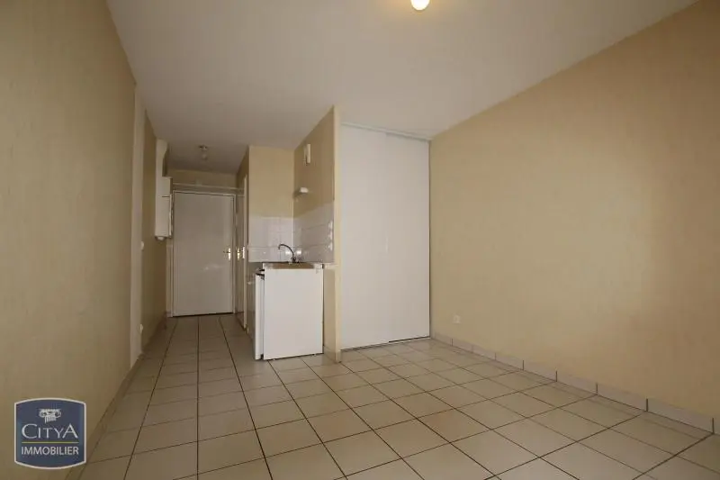 Photo 3 Appartement 1 pièce 20.06m²