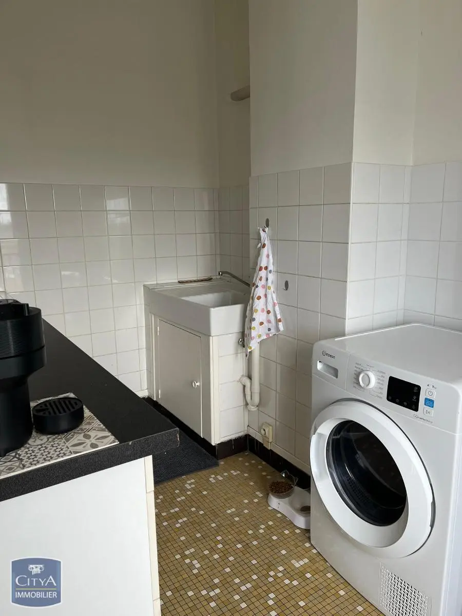 Photo 1 Appartement 1 pièce 28.67m²