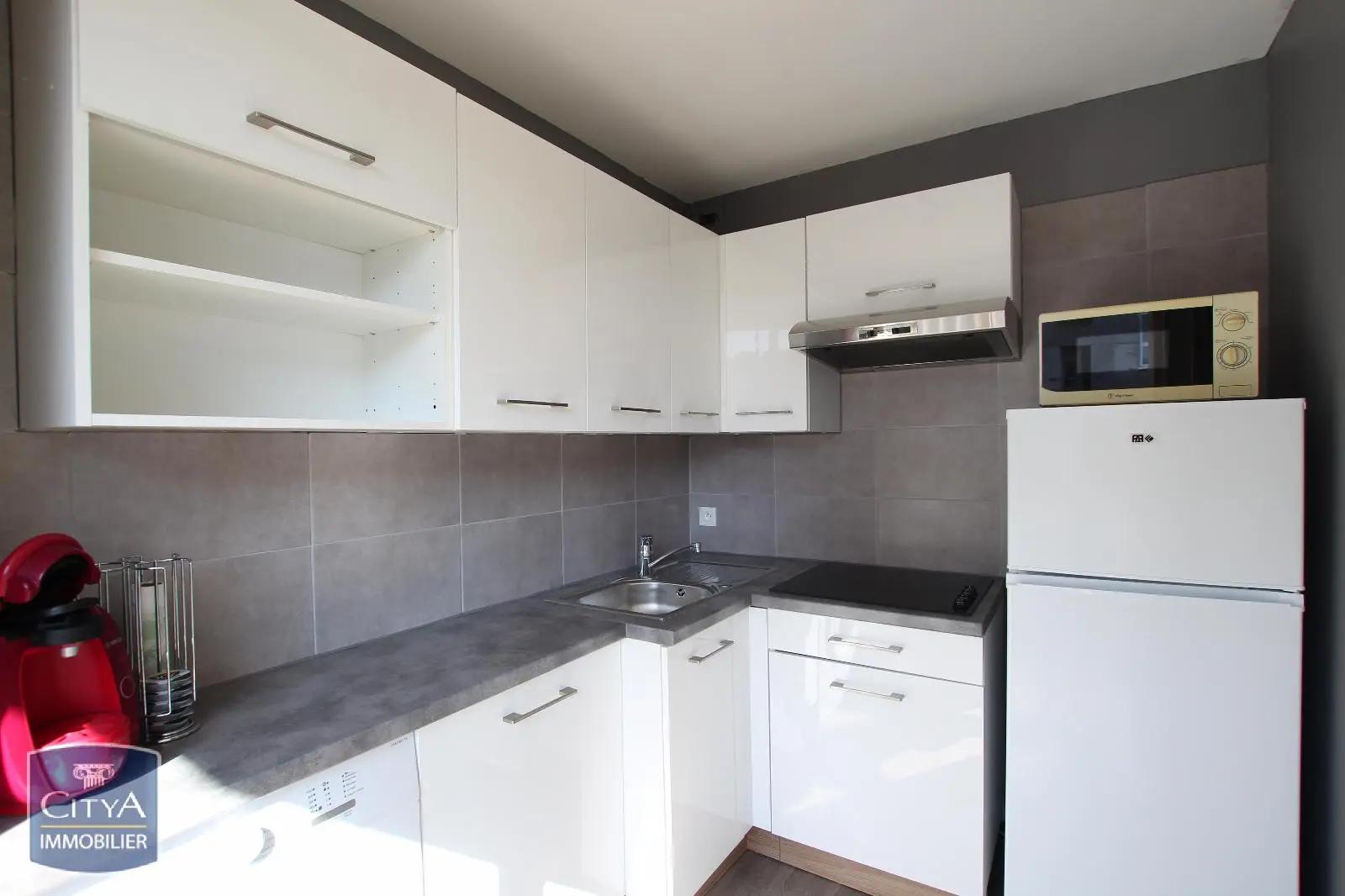 Photo 1 Appartement 1 pièce 26.91m²