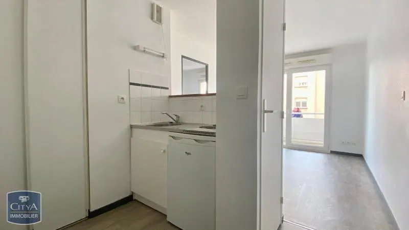 Photo 2 pour Appartement 2 pièces 28.3m² Photo 2 Appartement 2 pièces 28.3m²