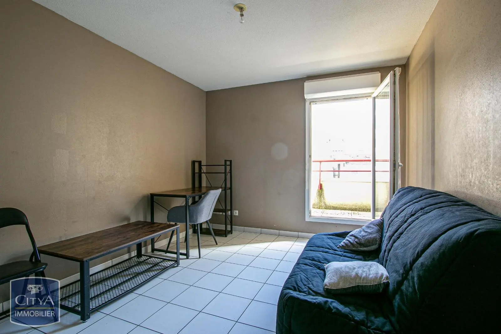 Photo 1 Appartement 1 pièce 19m²