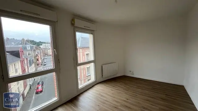 Photo 1 Appartement 1 pièce 22.75m²
