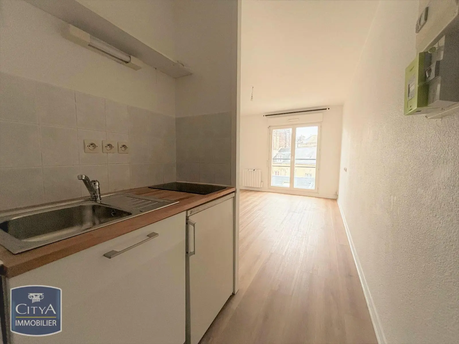 Photo 1 Appartement 1 pièce 21.11m²