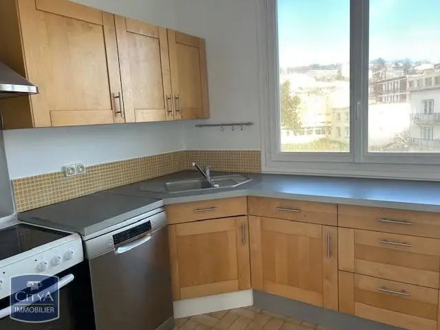 Photo 10 Appartement 4 pièces 92.65m²