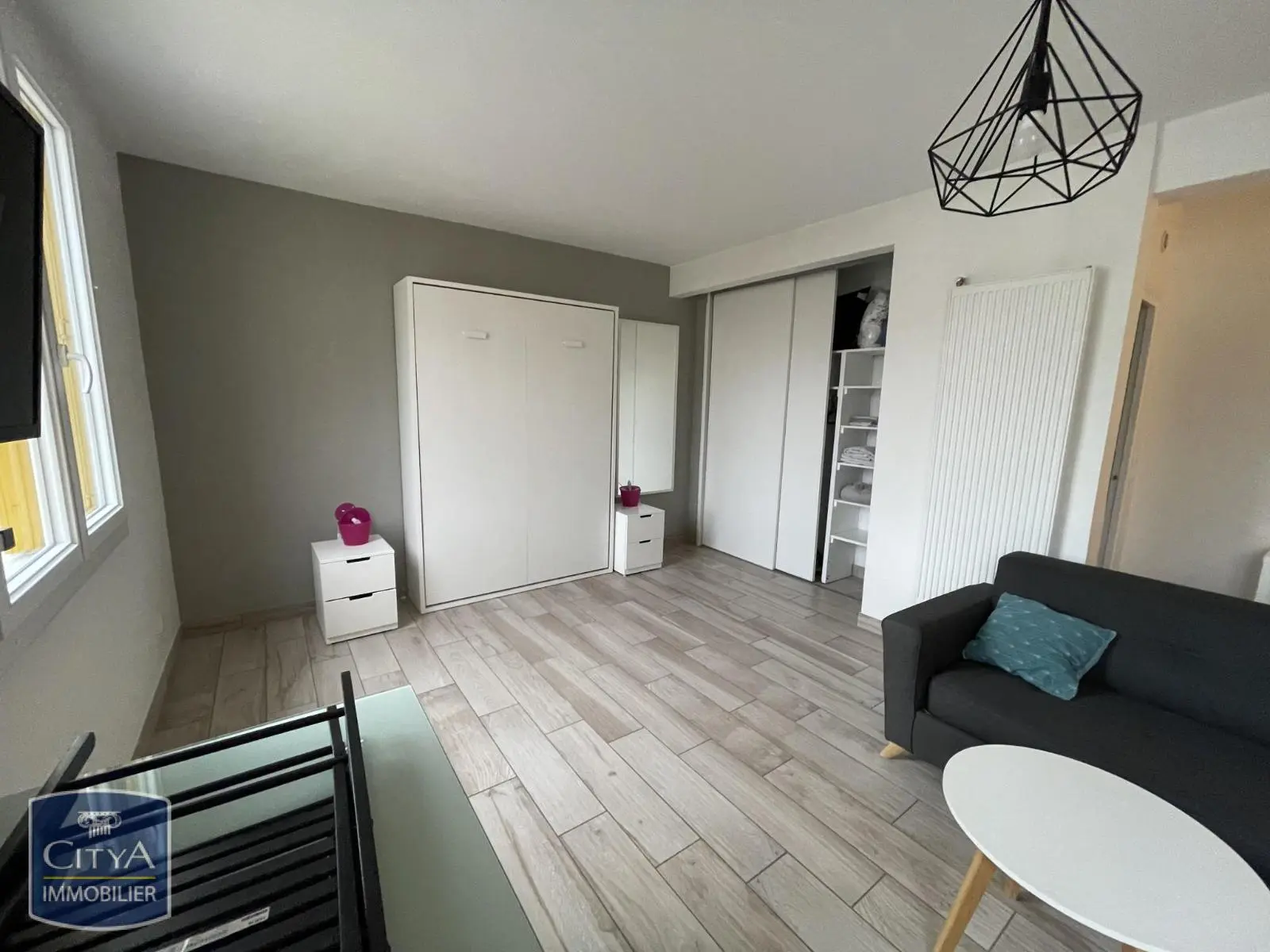 Photo 1 Appartement 1 pièce 35.1m²