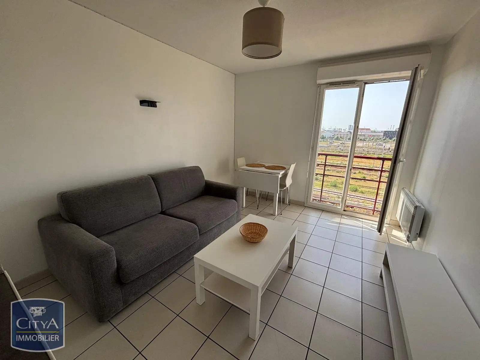 Photo 1 Appartement 1 pièce 20.1m²