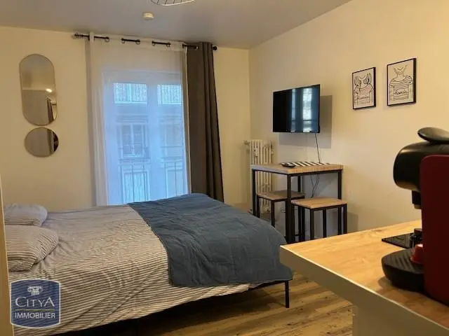 Photo 1 Appartement 1 pièce 18m²