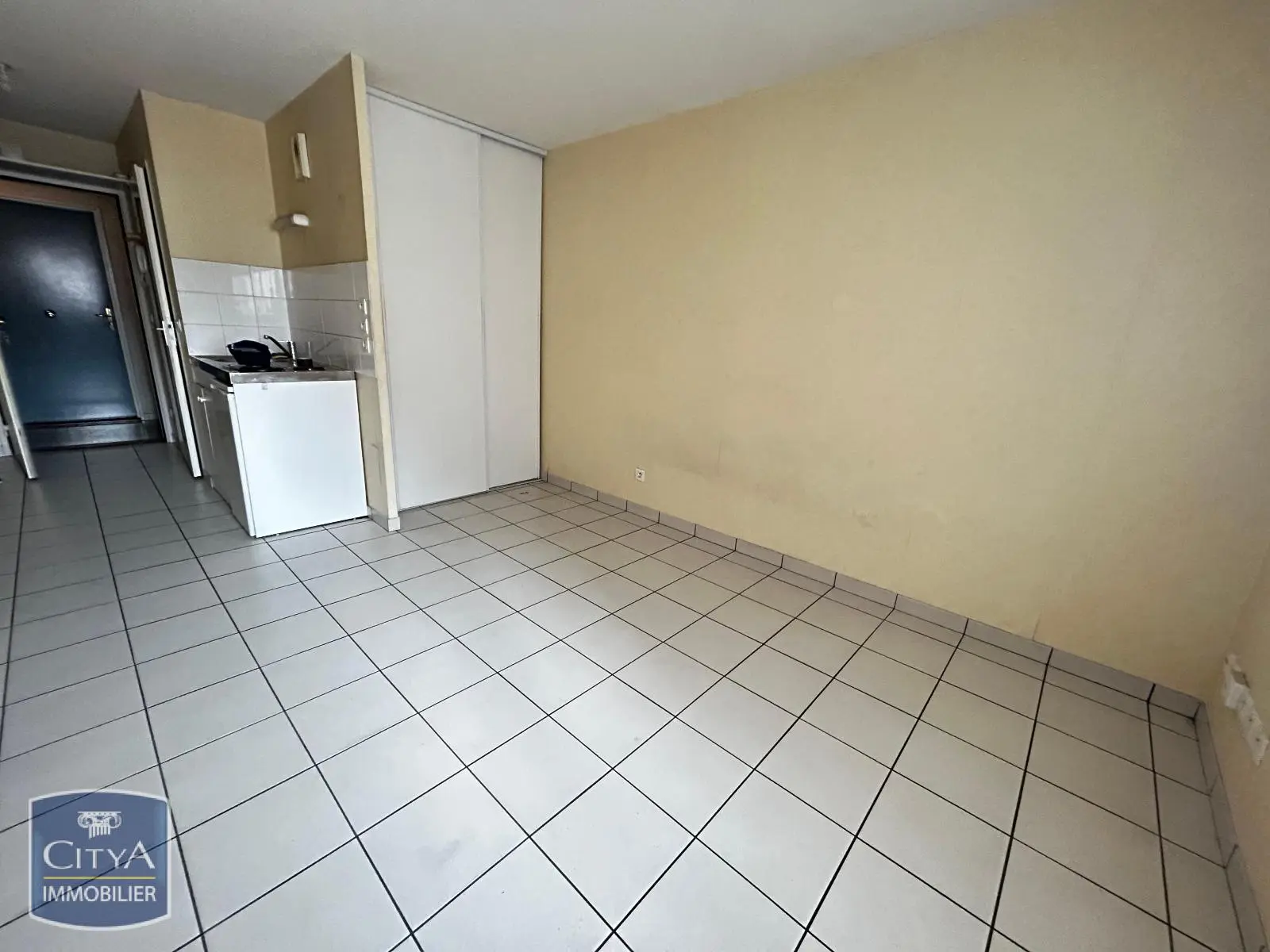 Photo 2 Appartement 1 pièce 20.1m²