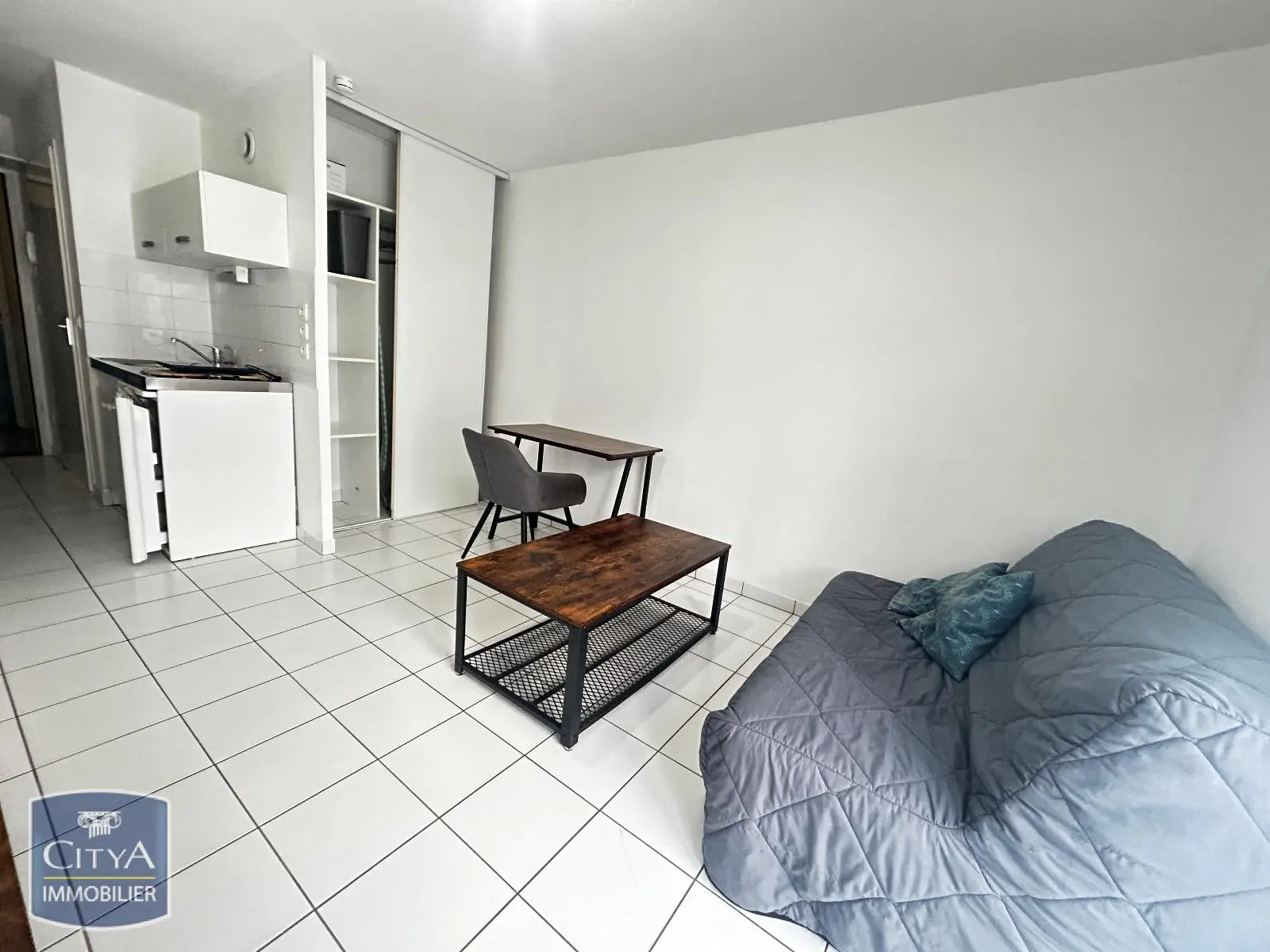Photo 1 Appartement 1 pièce 20.1m²