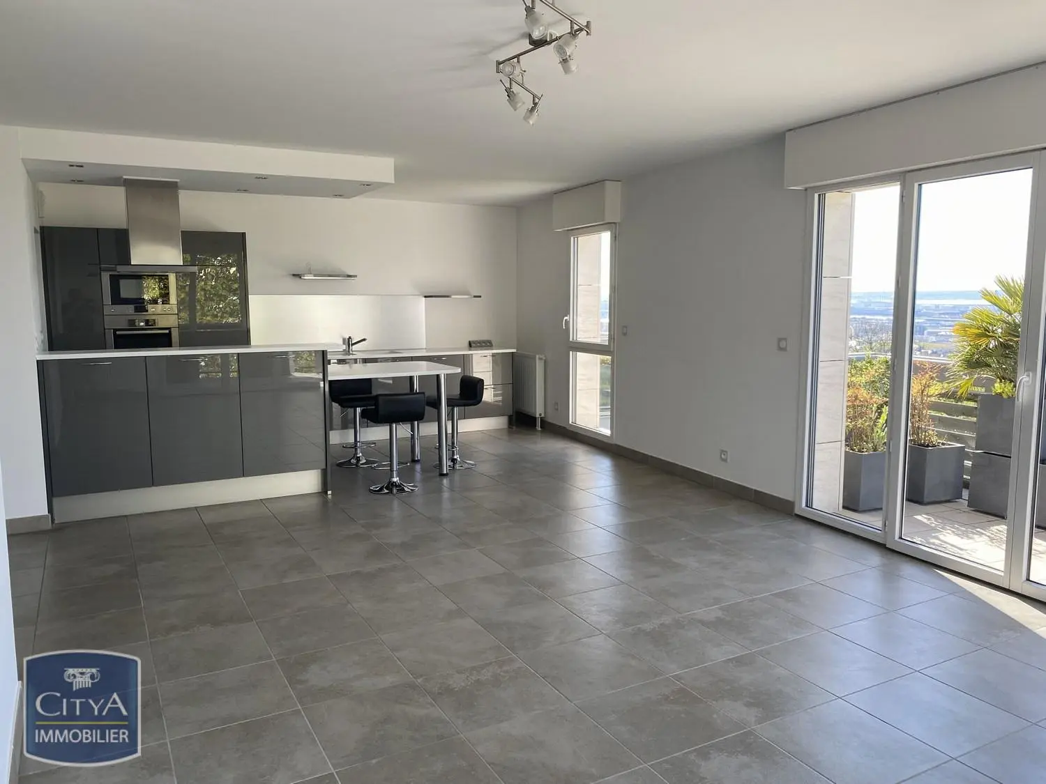 Photo 3 Appartement 4 pièces 105.55m²