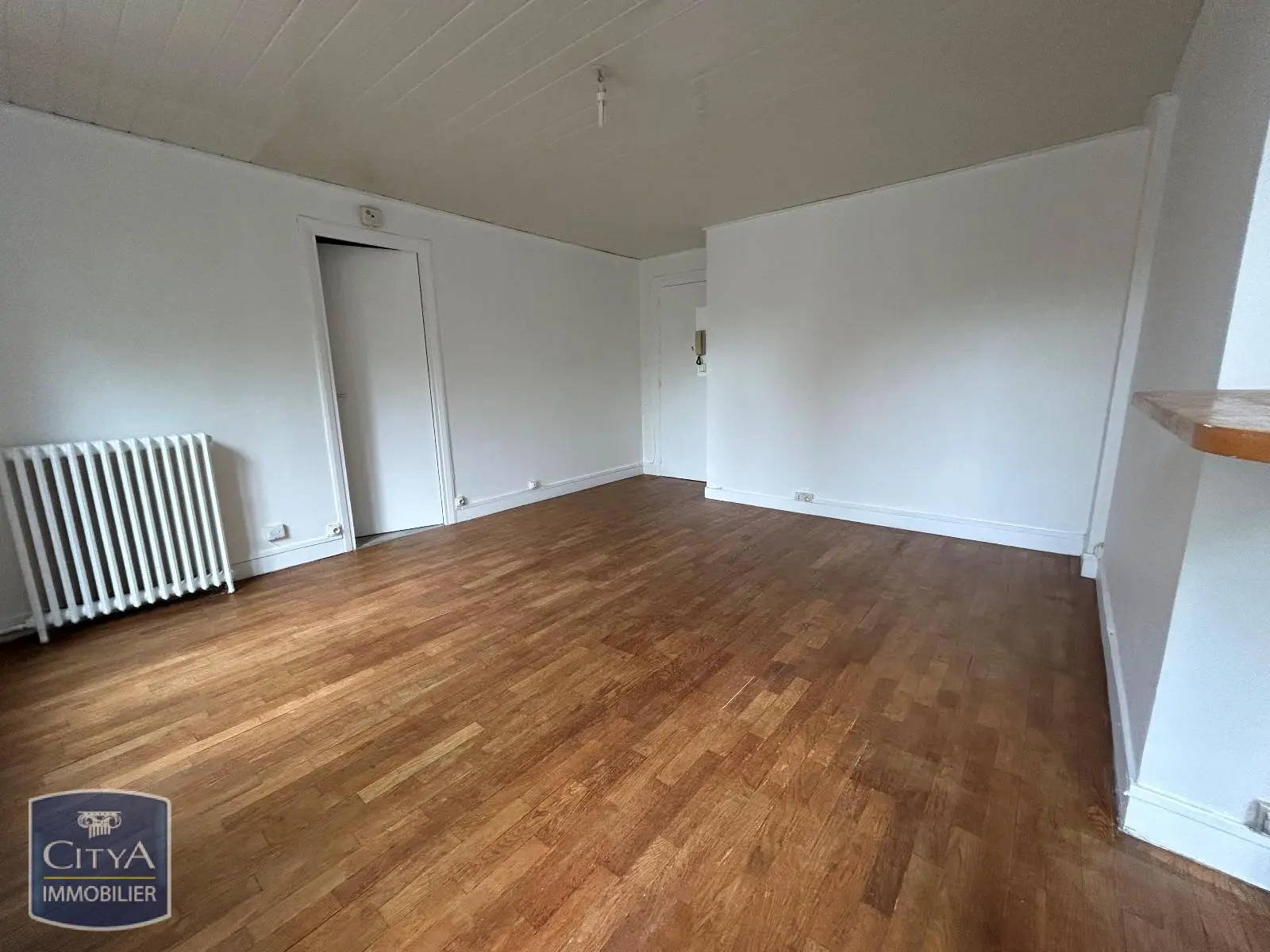 Photo 2 Appartement 1 pièce 30.05m²