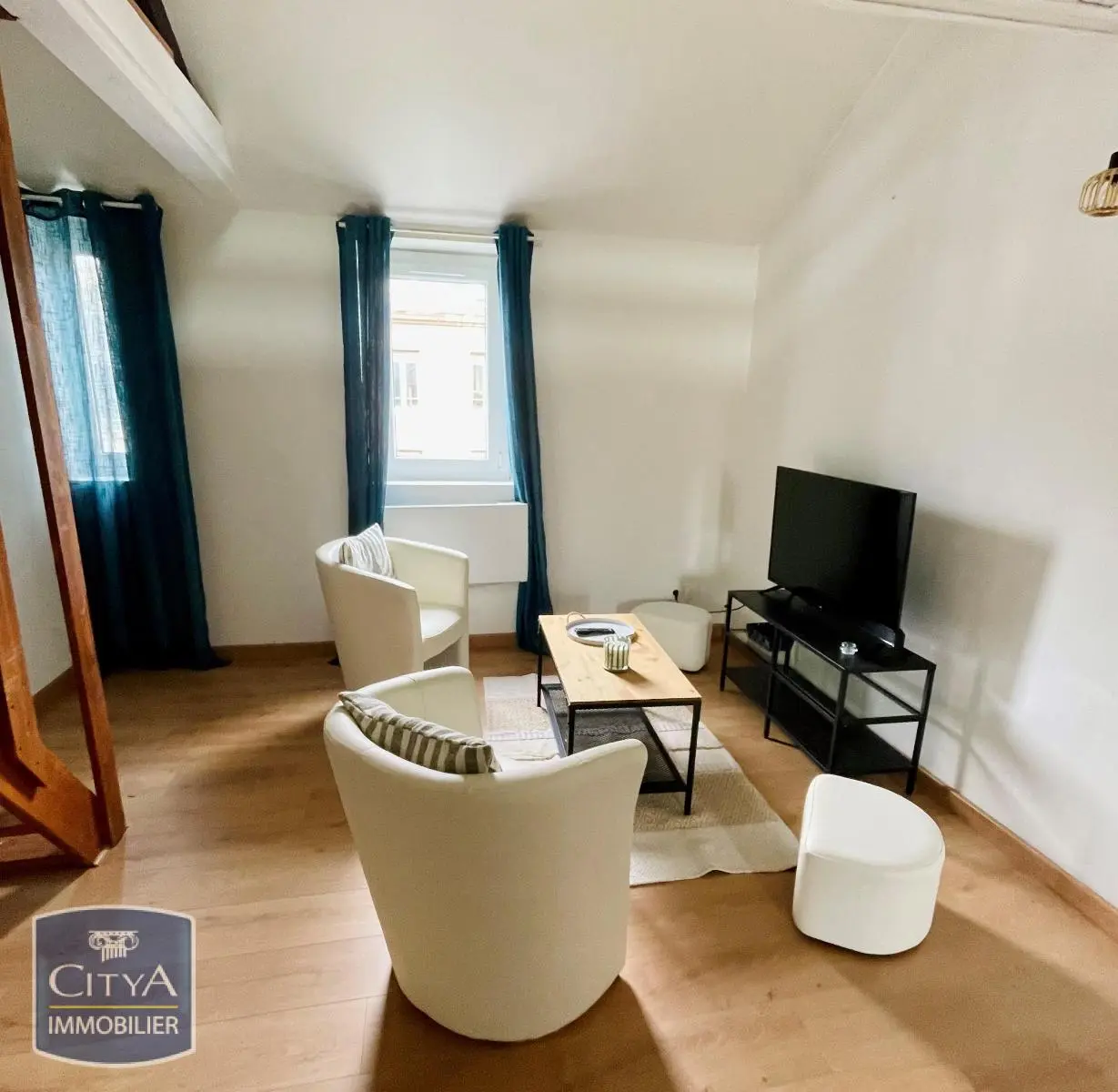 Photo 1 Appartement 1 pièce 27.3m²