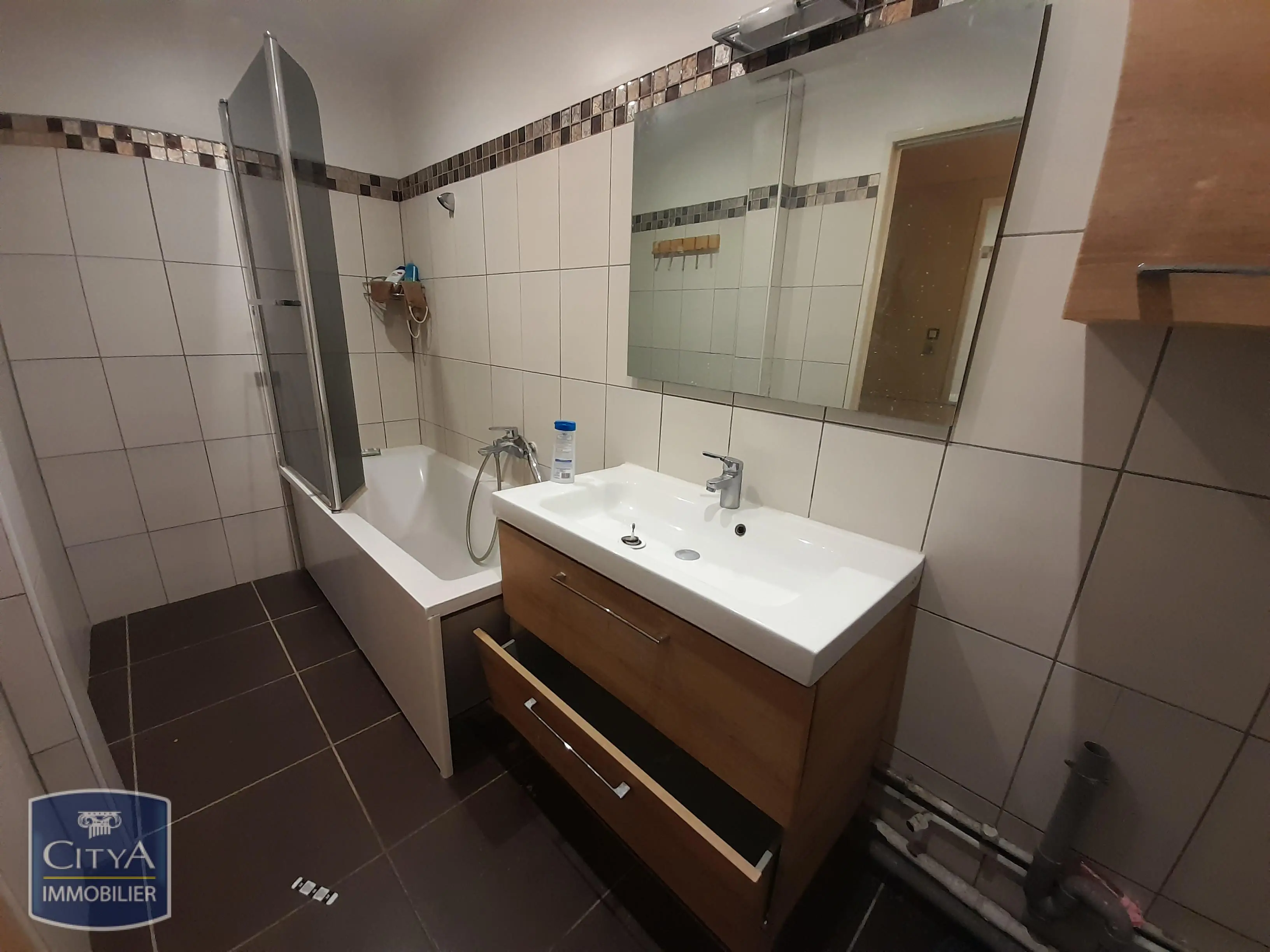 Photo 11 Appartement 5 pièces 96.76m²