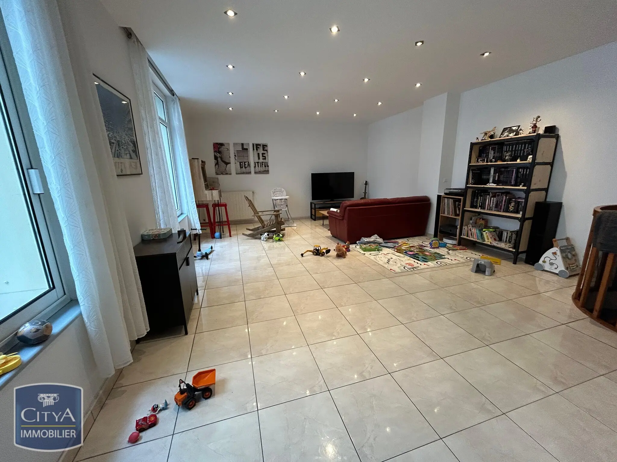 Photo 2 Appartement 4 pièces 120m²