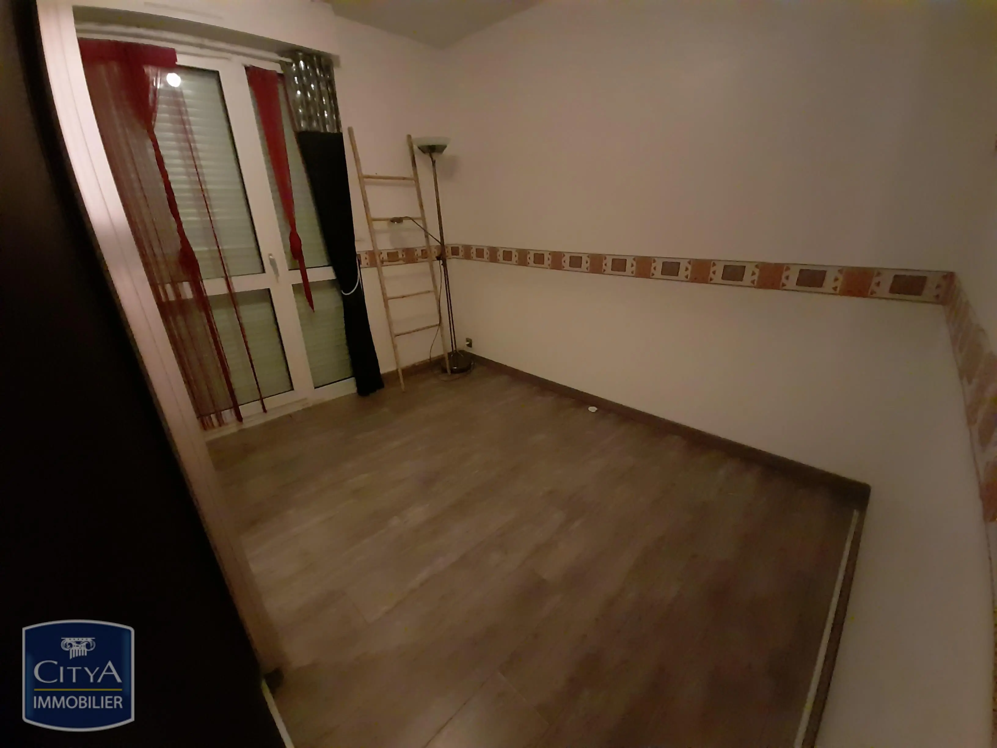 Photo 9 Appartement 5 pièces 96.76m²