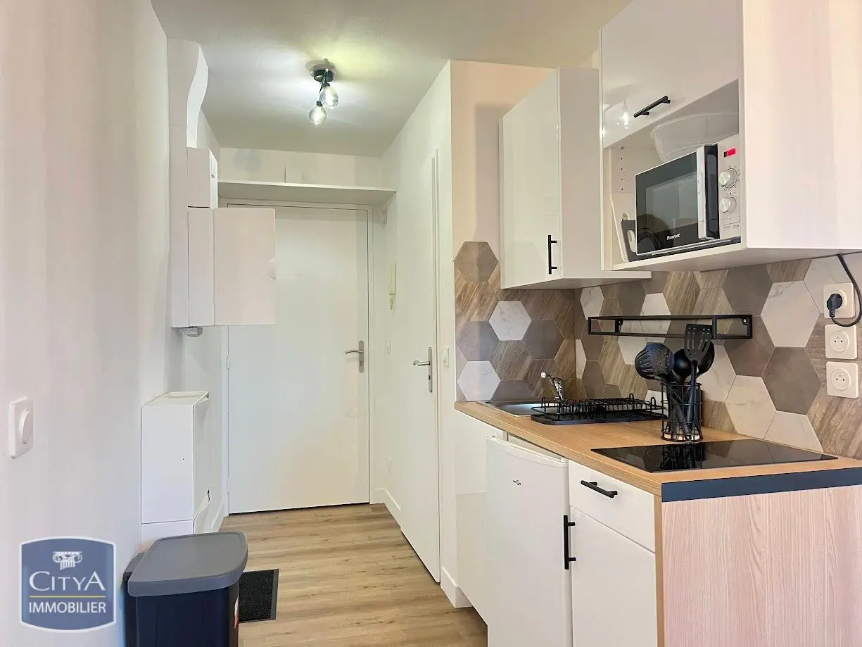 Photo 2 Appartement 1 pièce 20m²