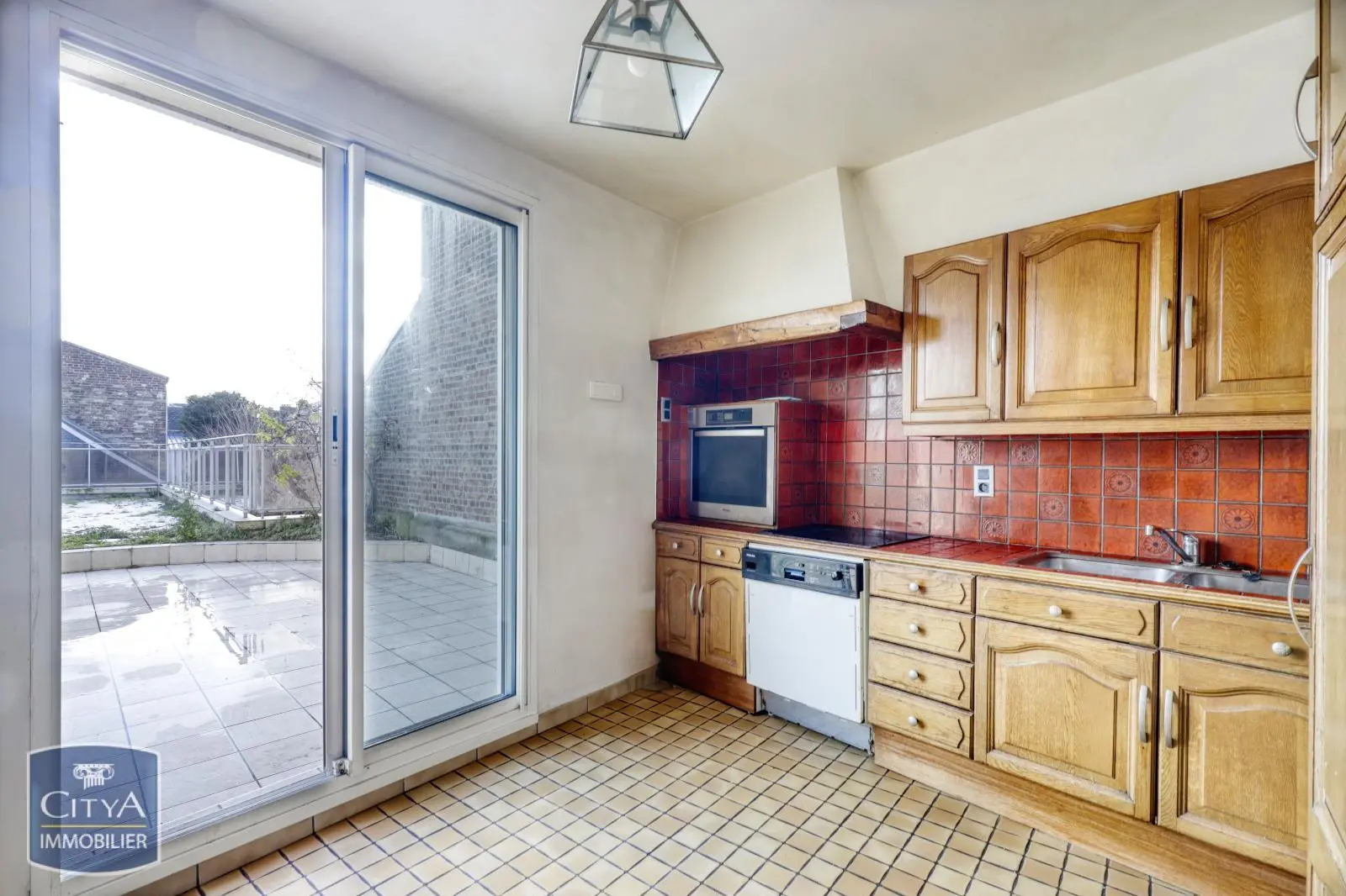 Photo 3 Maison 6 pièces 195m²