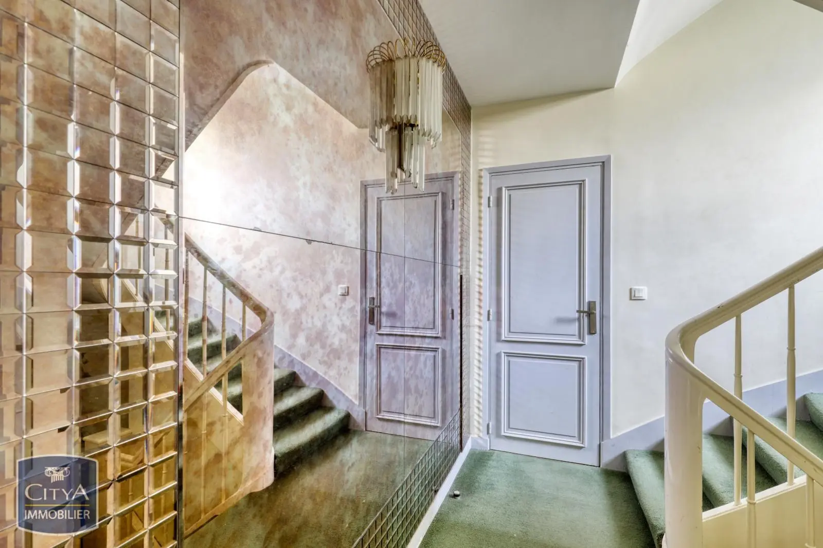 Photo 9 Maison 6 pièces 195m²