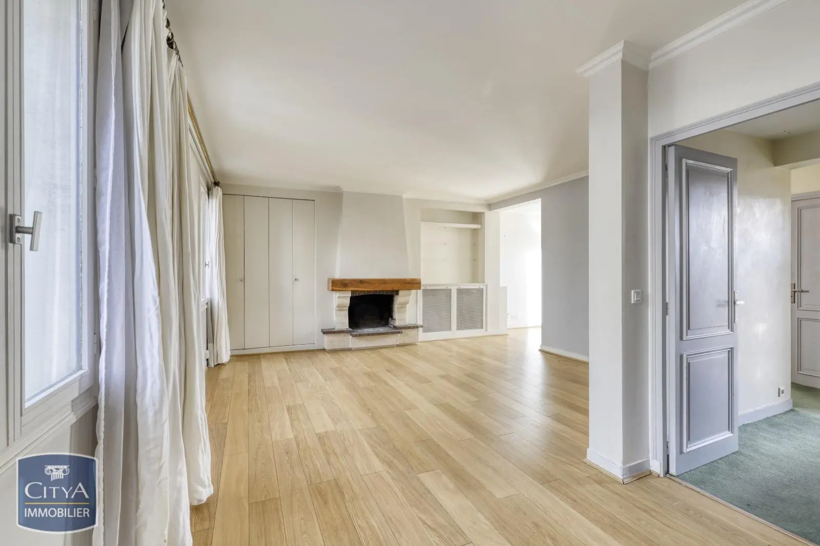 Photo 2 Maison 6 pièces 195m²