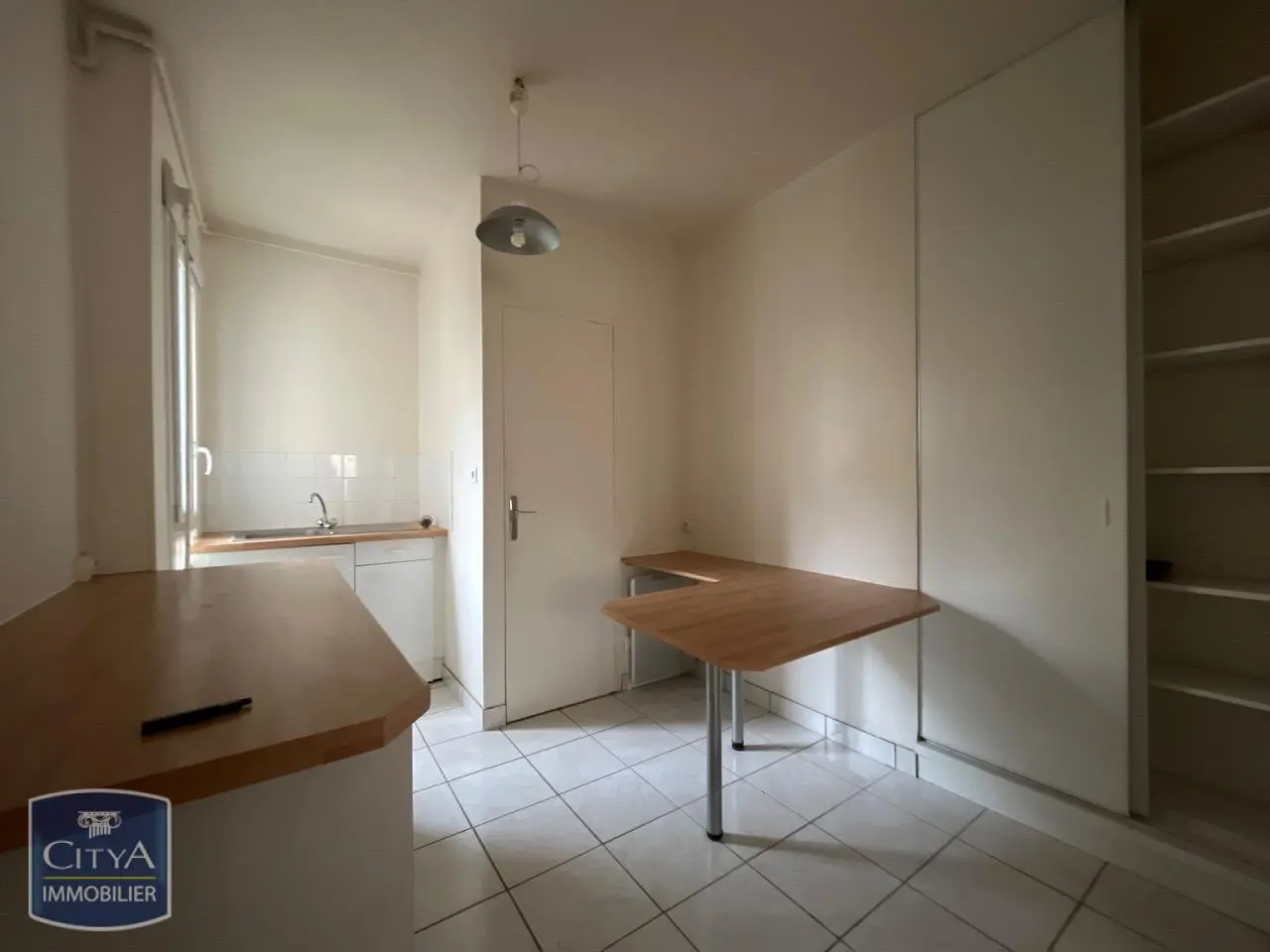 Photo 2 Appartement 1 pièce 22.23m²