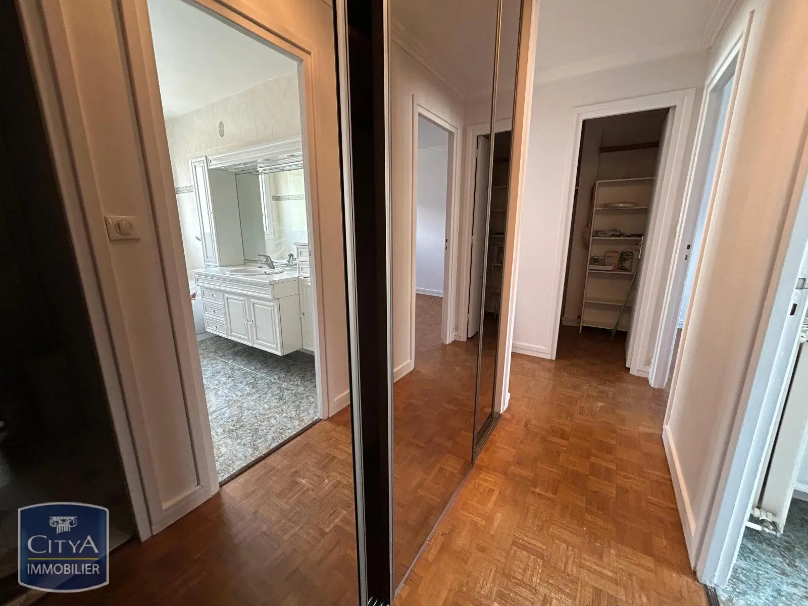 Photo 11 Appartement 4 pièces 79.84m²