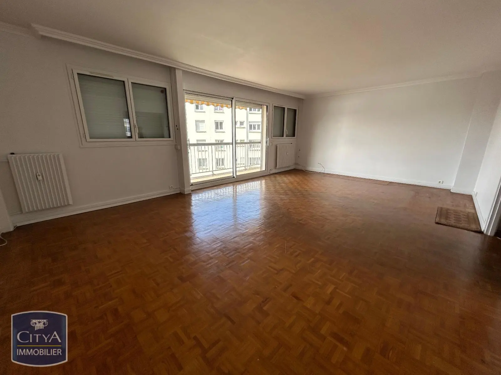 Photo 2 Appartement 4 pièces 79.84m²