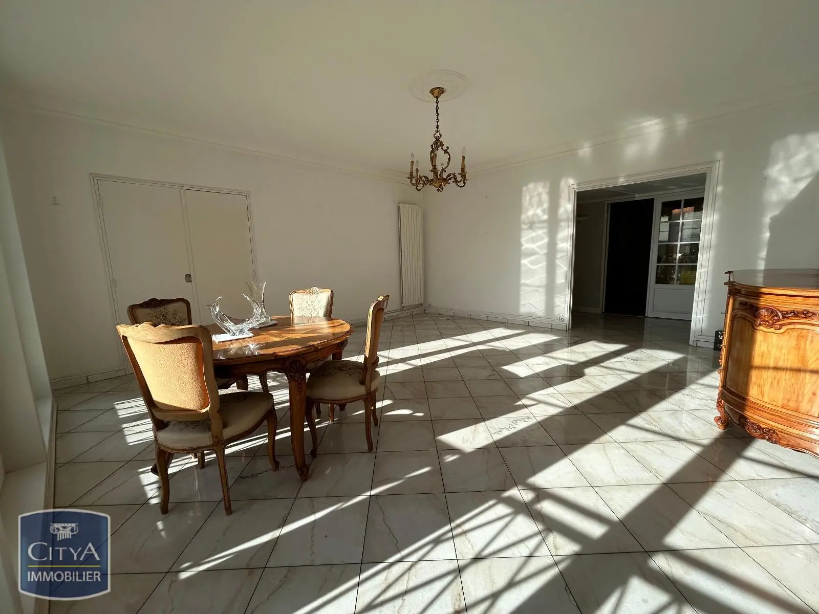 Photo 3 Appartement 5 pièces 127.21m²