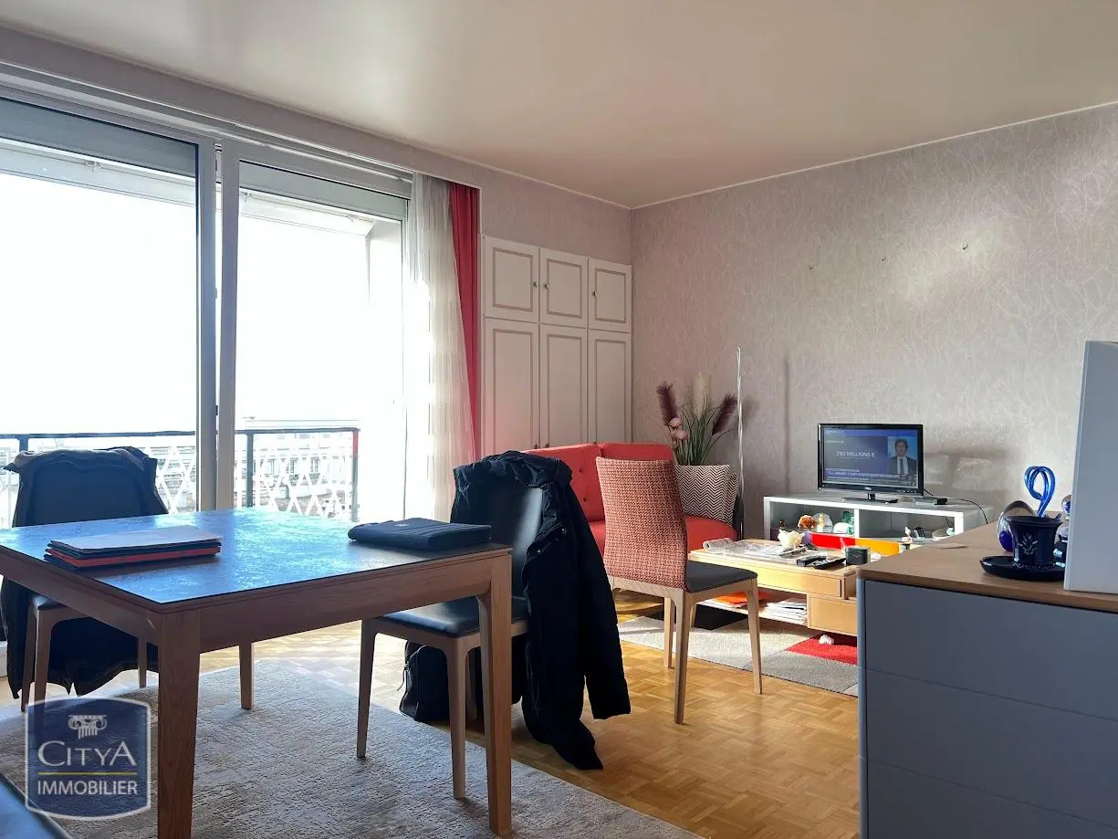 Photo 2 Appartement 3 pièces 81m²