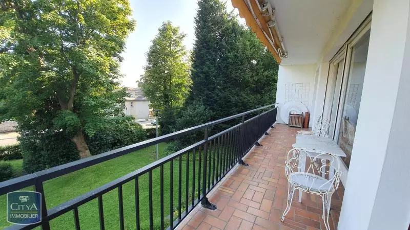 Illustration pour Appartement 3 pièces 85m² Photo Appartement 3 pièces 85m²
