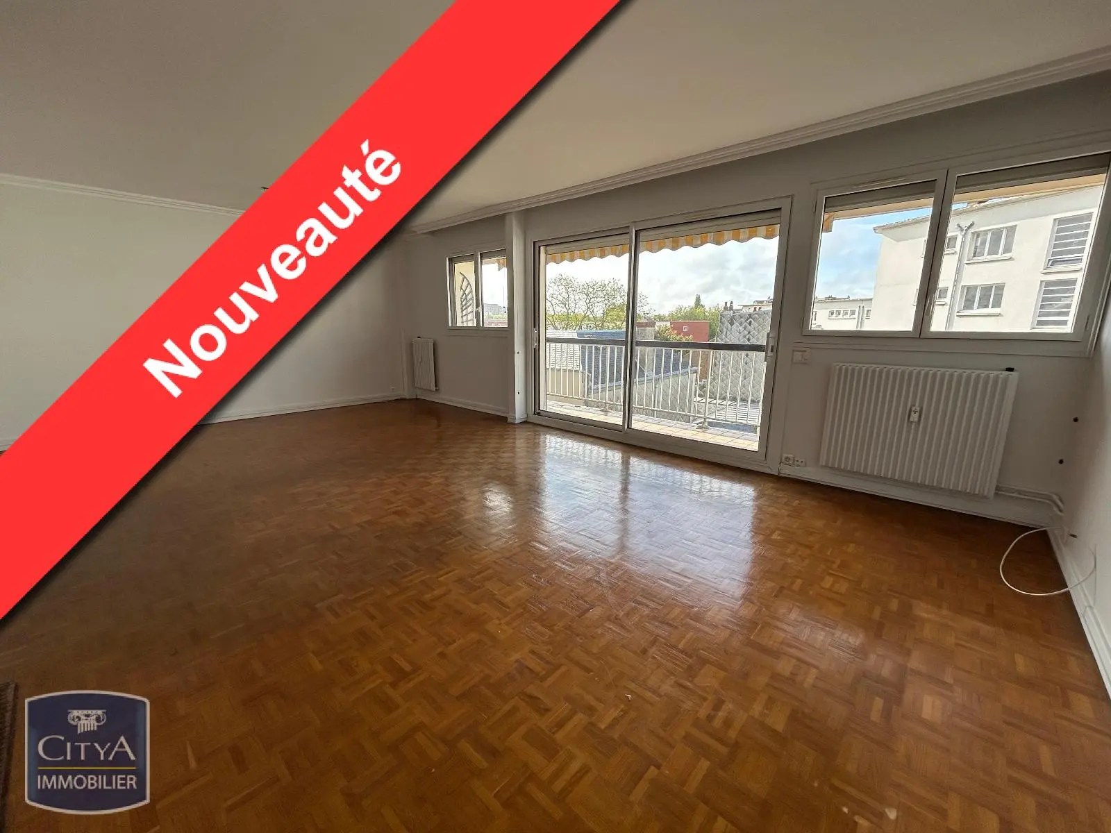 Photo 1 Appartement 4 pièces 79.84m²