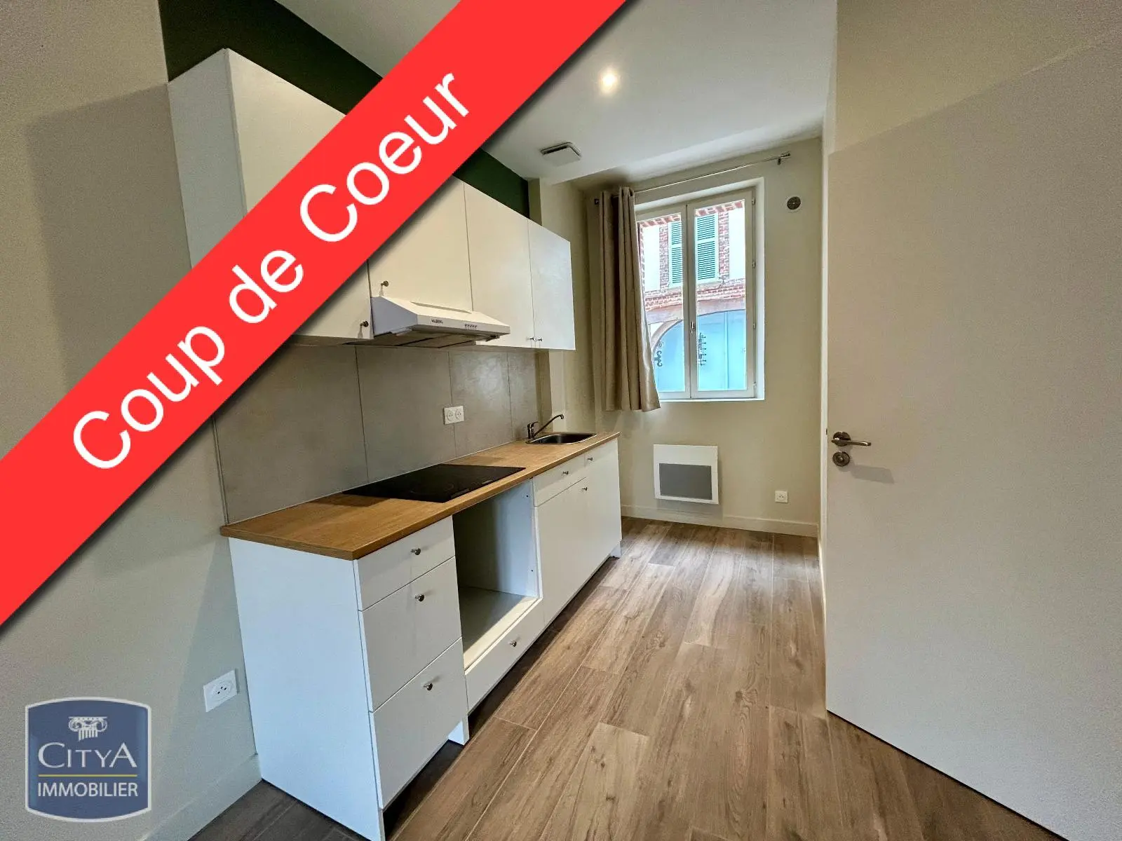 Photo 1 Appartement 1 pièce 27.9m²