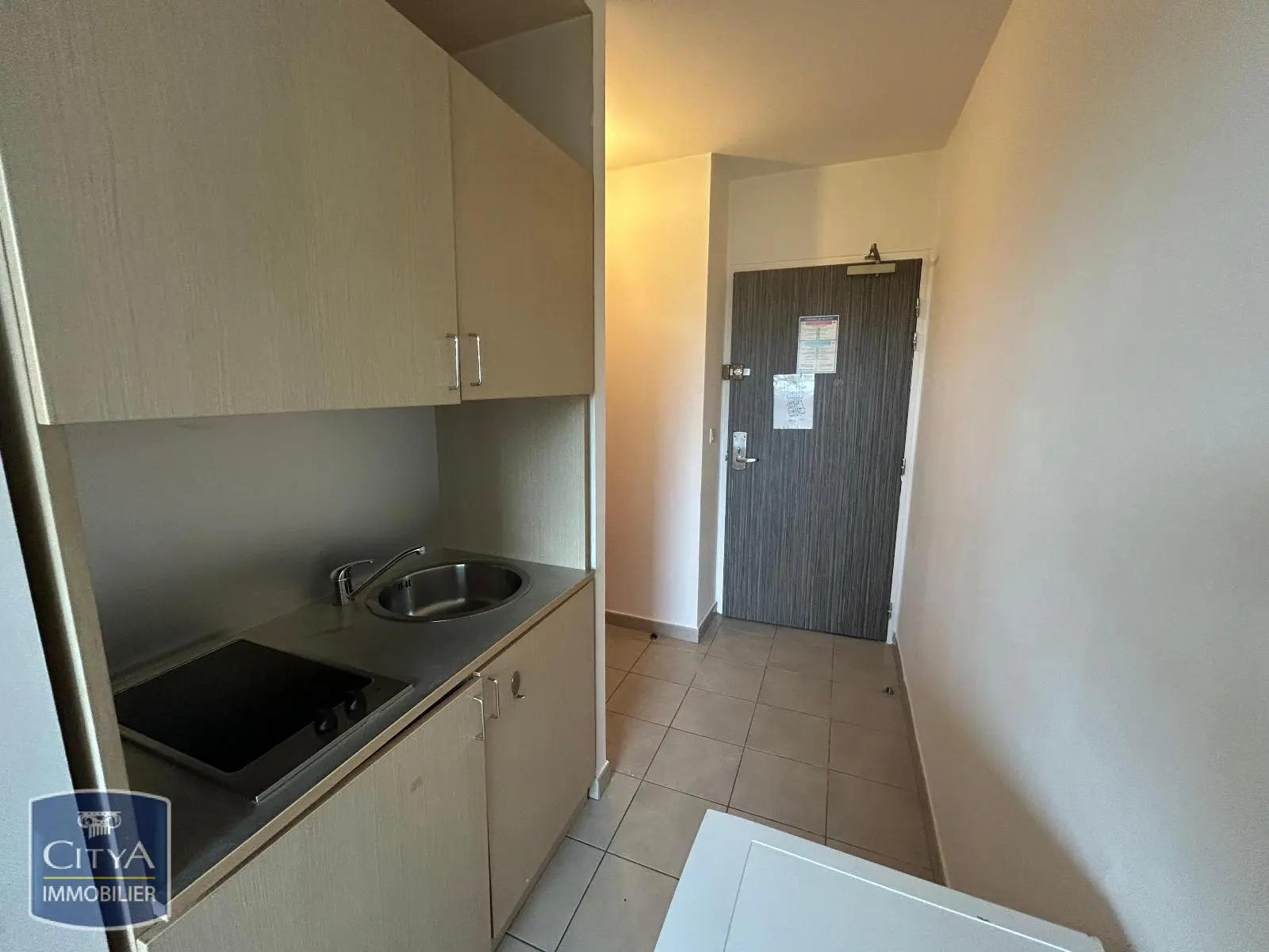 Photo 2 Appartement 1 pièce 19.6m²