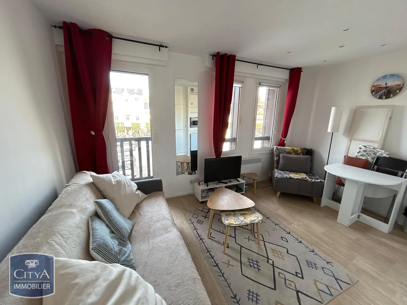 Photo 2 Appartement 1 pièce 19.23m²