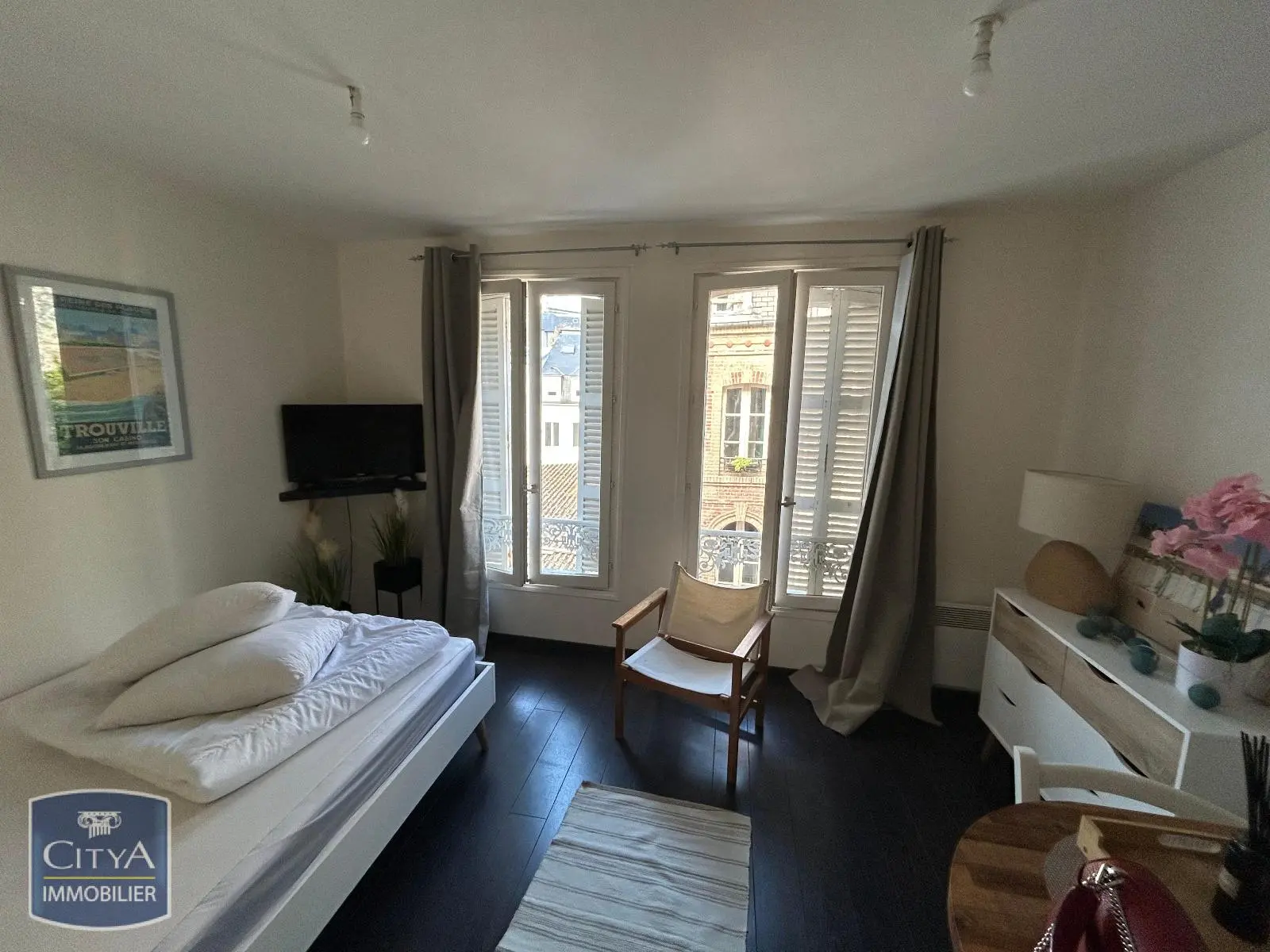 Photo 1 Appartement 1 pièce 16.41m²